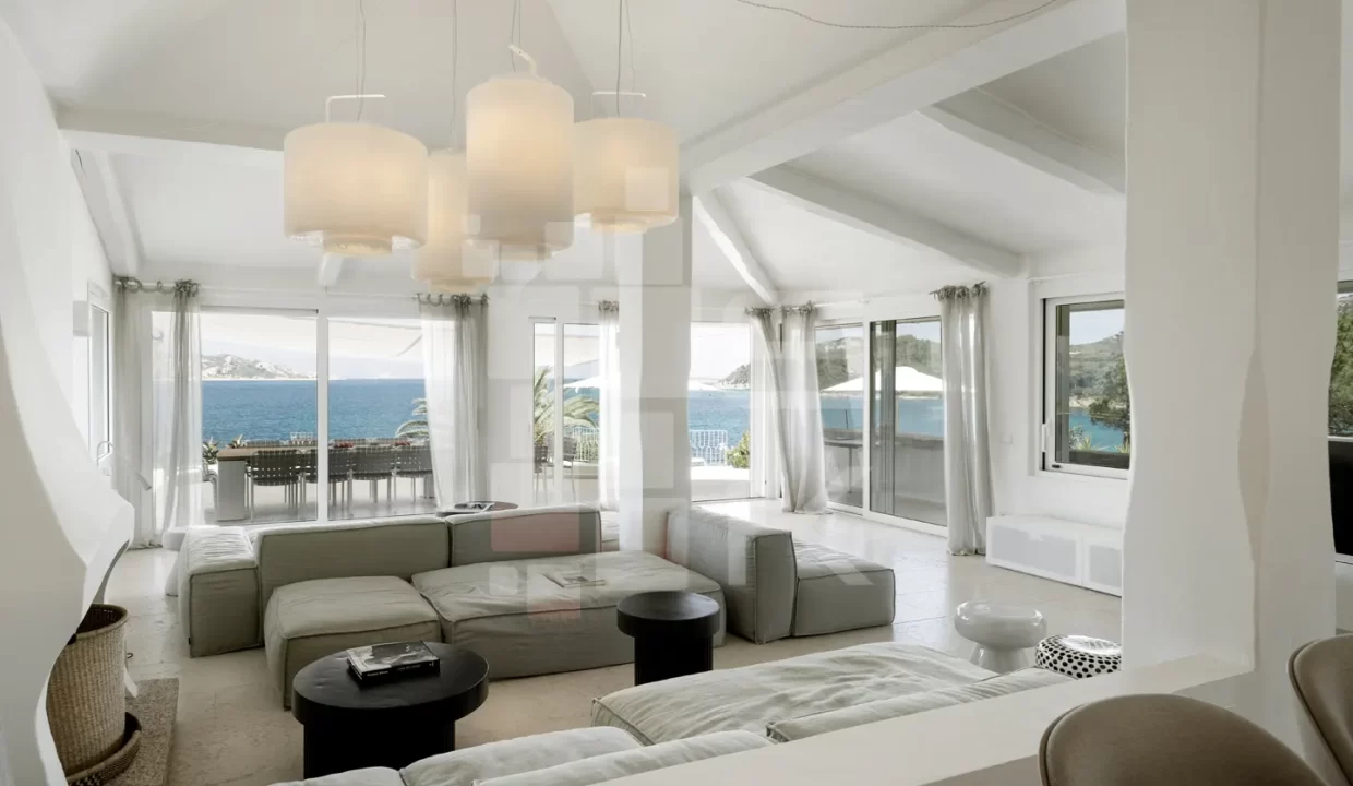 Villa-FARFALLA-For-Rent-Emeraldkey-(67)
