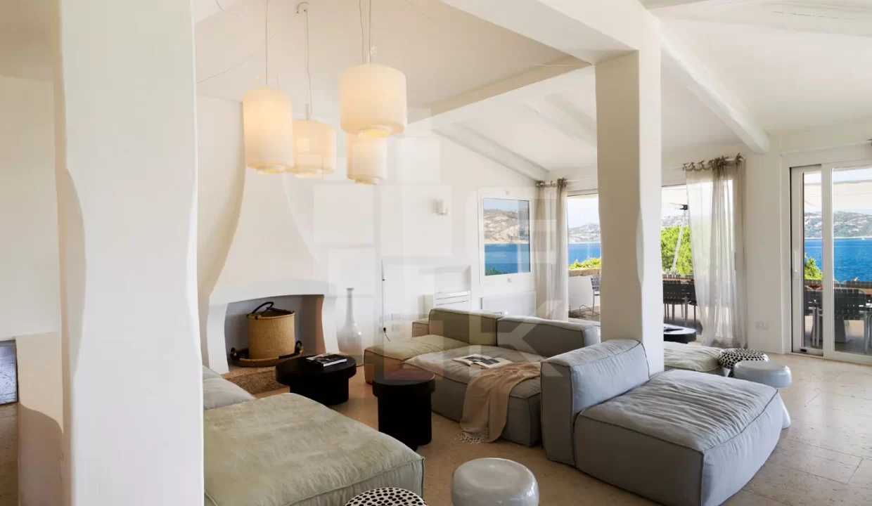 Villa-FARFALLA-For-Rent-Emeraldkey-(68)