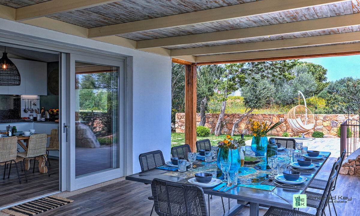 VILLA BREZZA DI MARE - CANNIGIONE - Gallery Image (13)