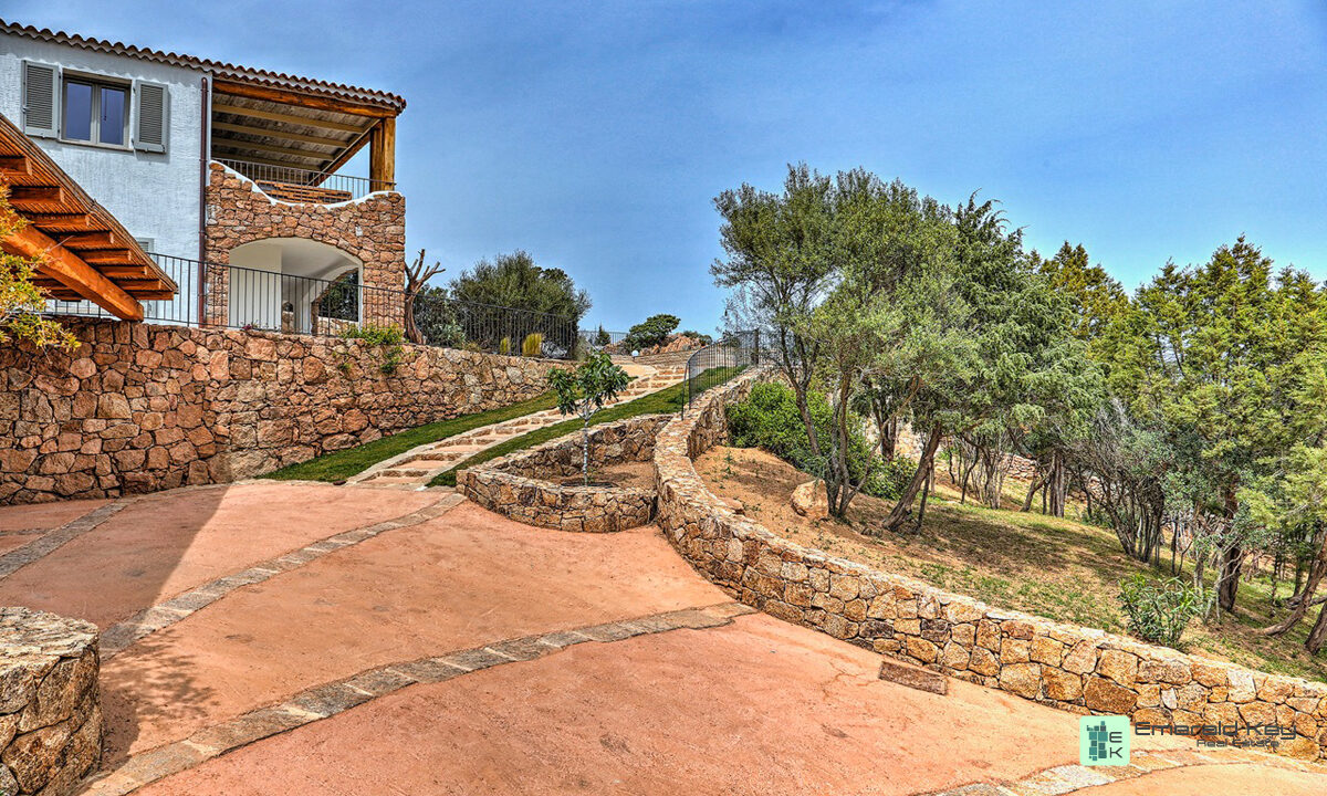 VILLA BREZZA DI MARE - CANNIGIONE - Gallery Image (38)