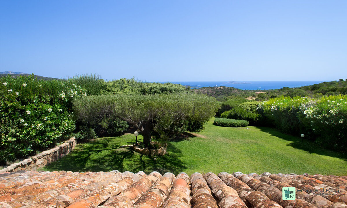 Domus de Pedra - San Pantaleo (17)