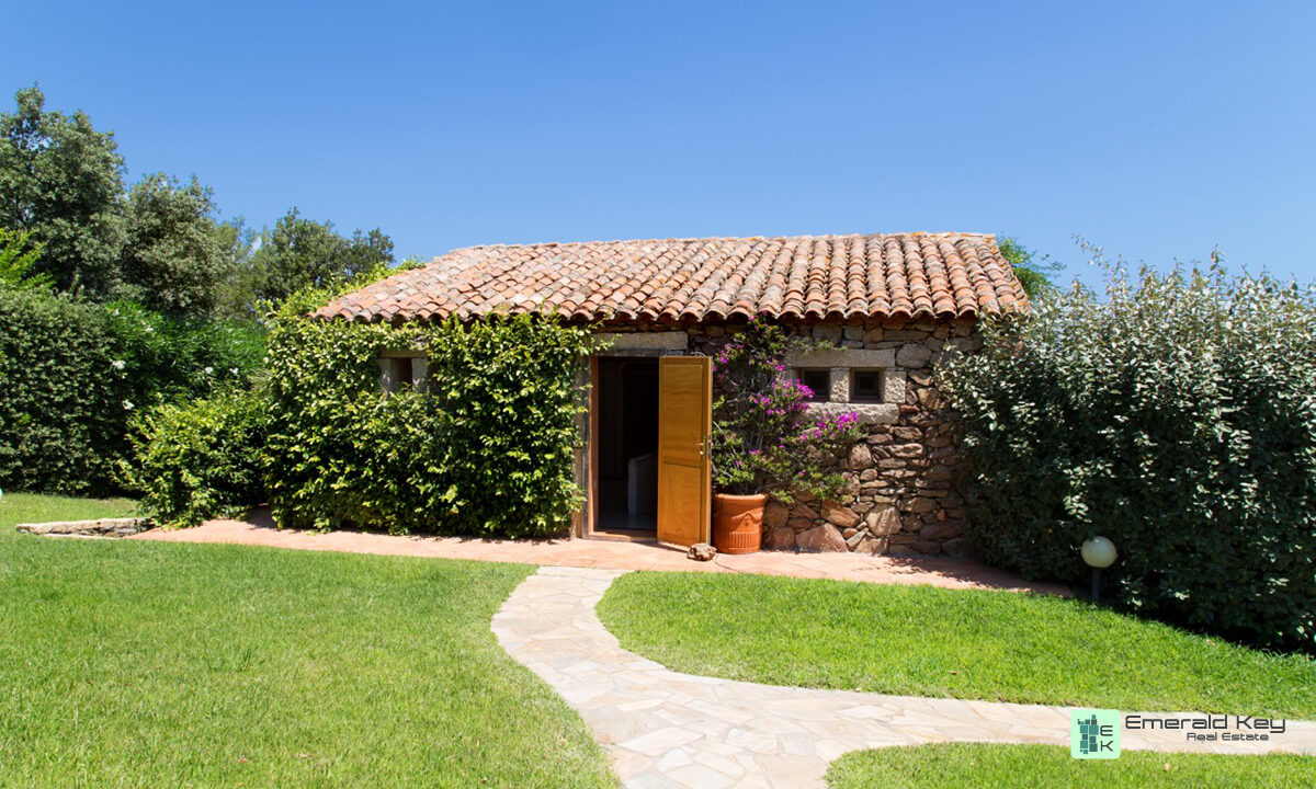 Domus de Pedra - San Pantaleo (25)