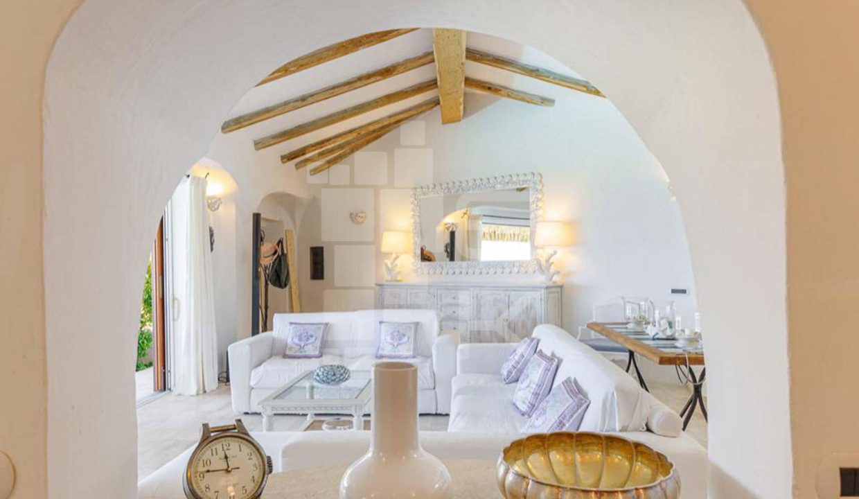 Villa GERBERA-Pantogia-for sale-Emeraldkey Real Estate (11)