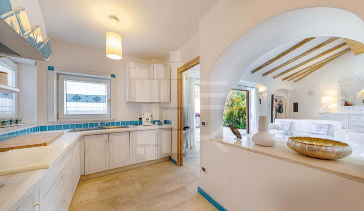 Villa GERBERA-Pantogia-for sale-Emeraldkey Real Estate (19)