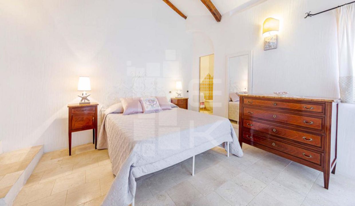 Villa GERBERA-Pantogia-for sale-Emeraldkey Real Estate (21)