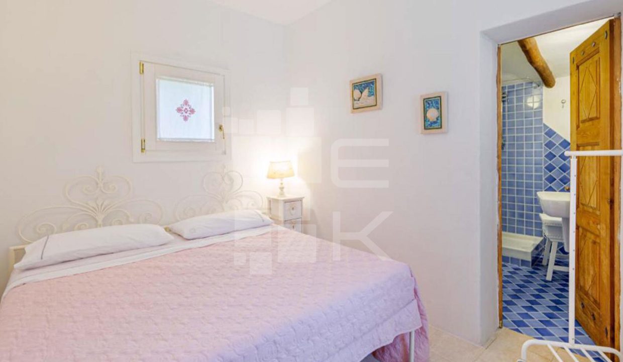 Villa GERBERA-Pantogia-for sale-Emeraldkey Real Estate (23)