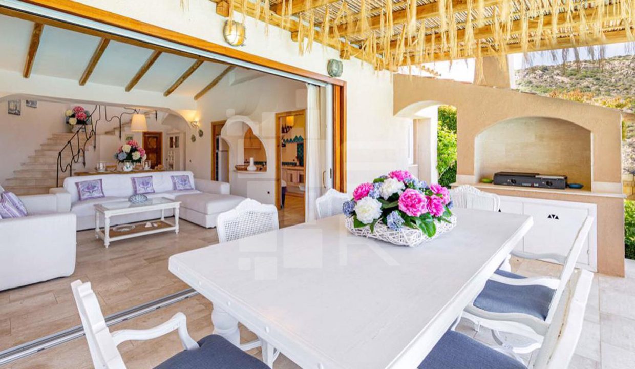 Villa GERBERA-Pantogia-for sale-Emeraldkey Real Estate (9)