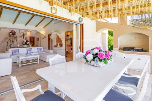 Villa GERBERA-Pantogia-for sale-Emeraldkey Real Estate (9)